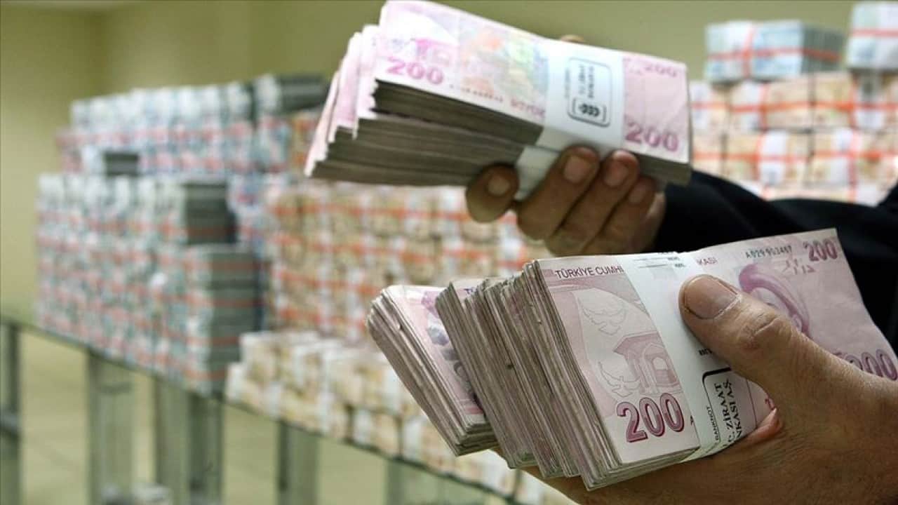 Foto - En düşük emekli maaşı kulislerden sızdı: Ünlü ekonomist rakam verdi