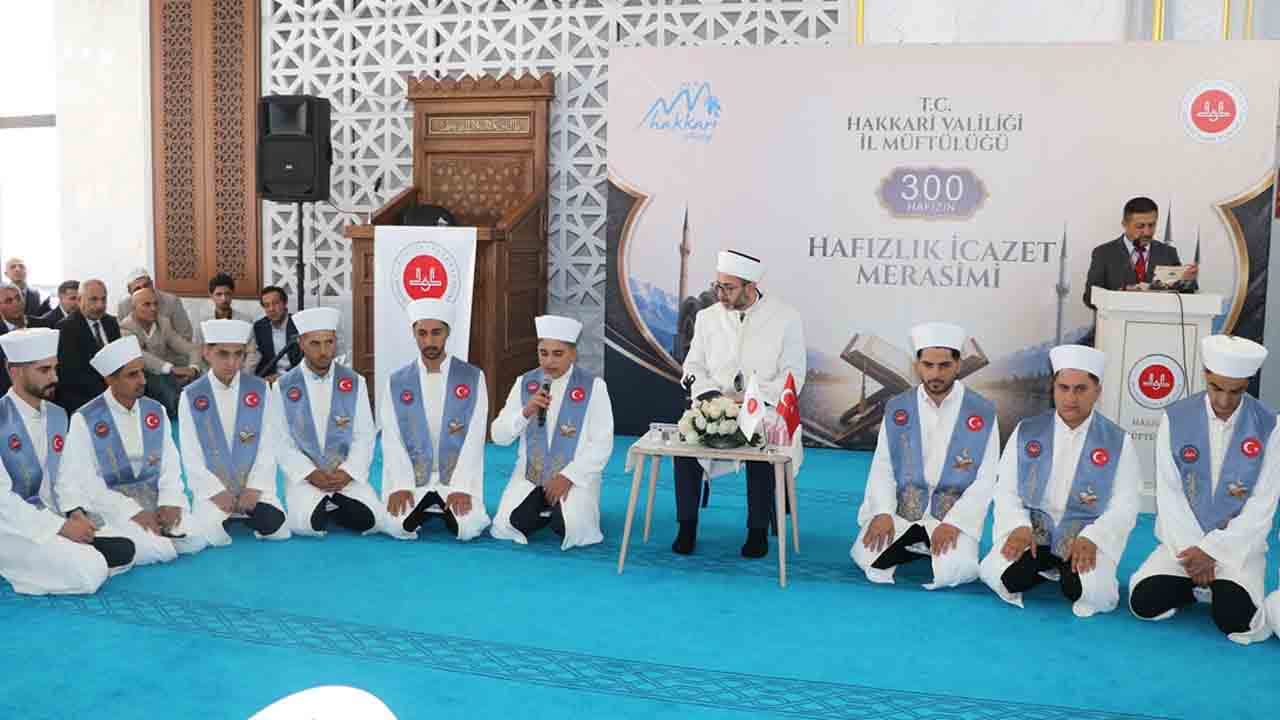 Foto - "En hayırlınız Kur'an-ı öğrenen ve öğretendir": Kur’an bülbülleri icazet aldı