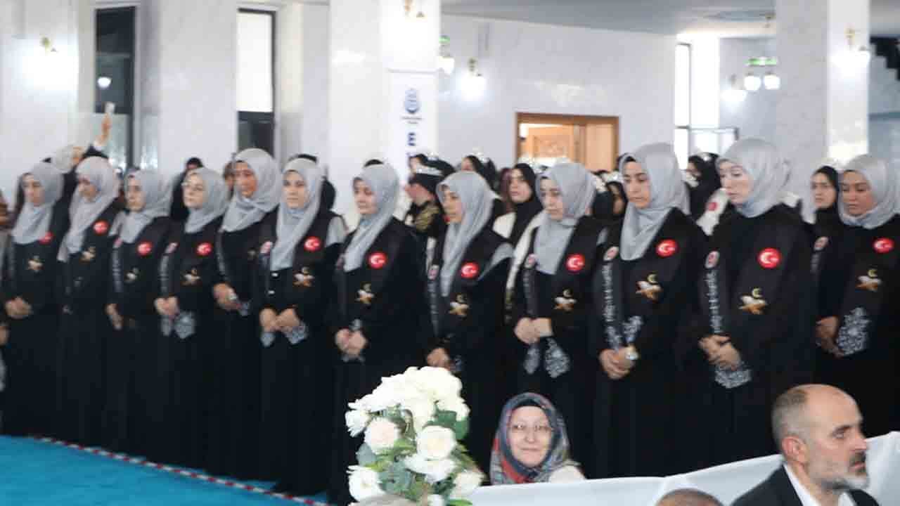 Foto - "En hayırlınız Kur'an-ı öğrenen ve öğretendir": Kur’an bülbülleri icazet aldı