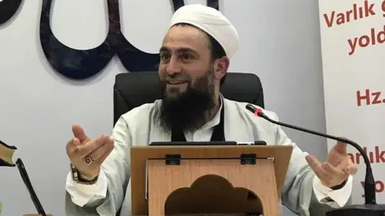 Foto - Erdal Sadi'den dikkat çeken çağrı:  Şu düğünlere gitmeyin kardeşim Allah’a bunun hesabını veremeyiz