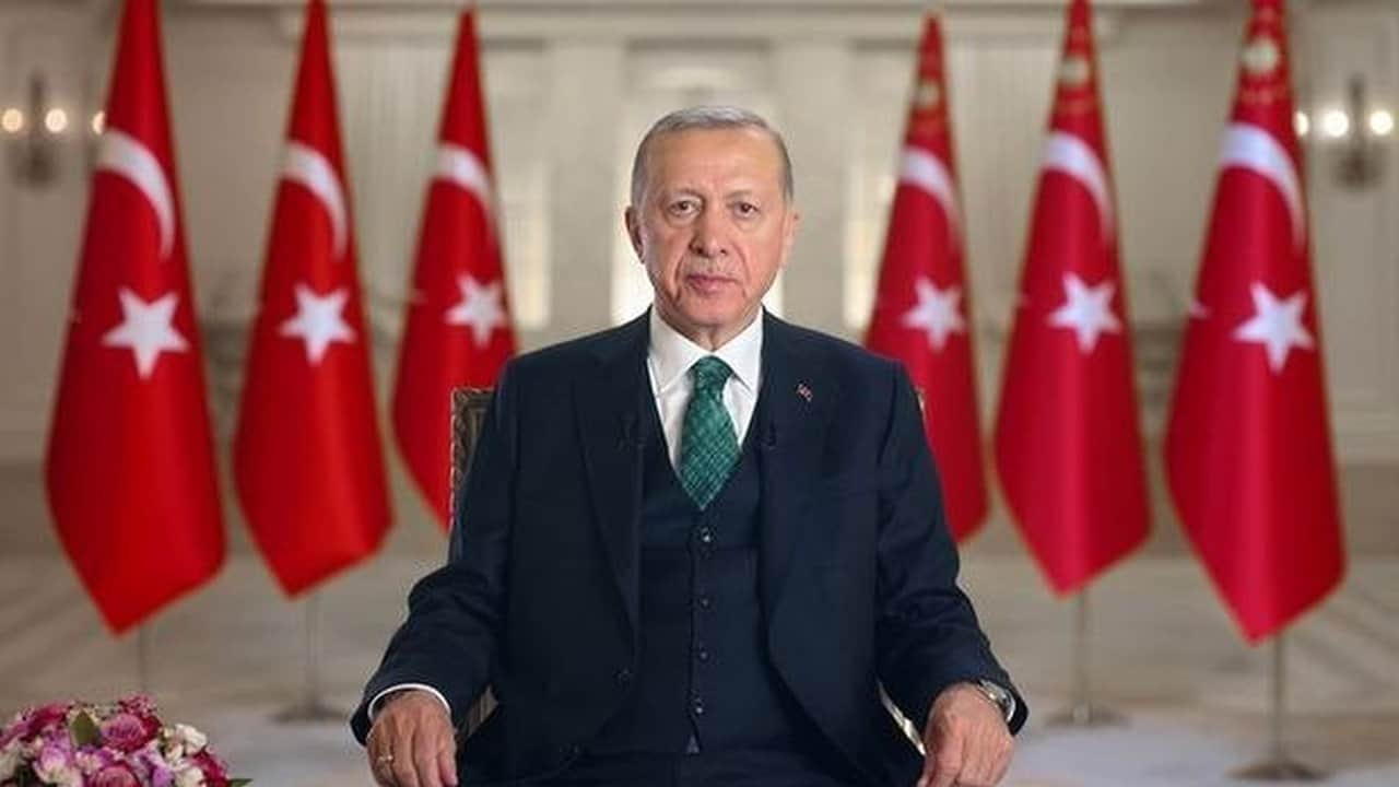 Foto - "Erdoğan vefat etti" paylaşımı sonrası hemen harekete geçildi! İşin aslı bakın ne çıktı