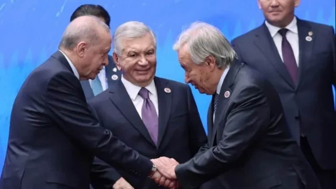 Foto - Erdoğan'a özel ilgi... Bişkek'te aile fotoğrafı