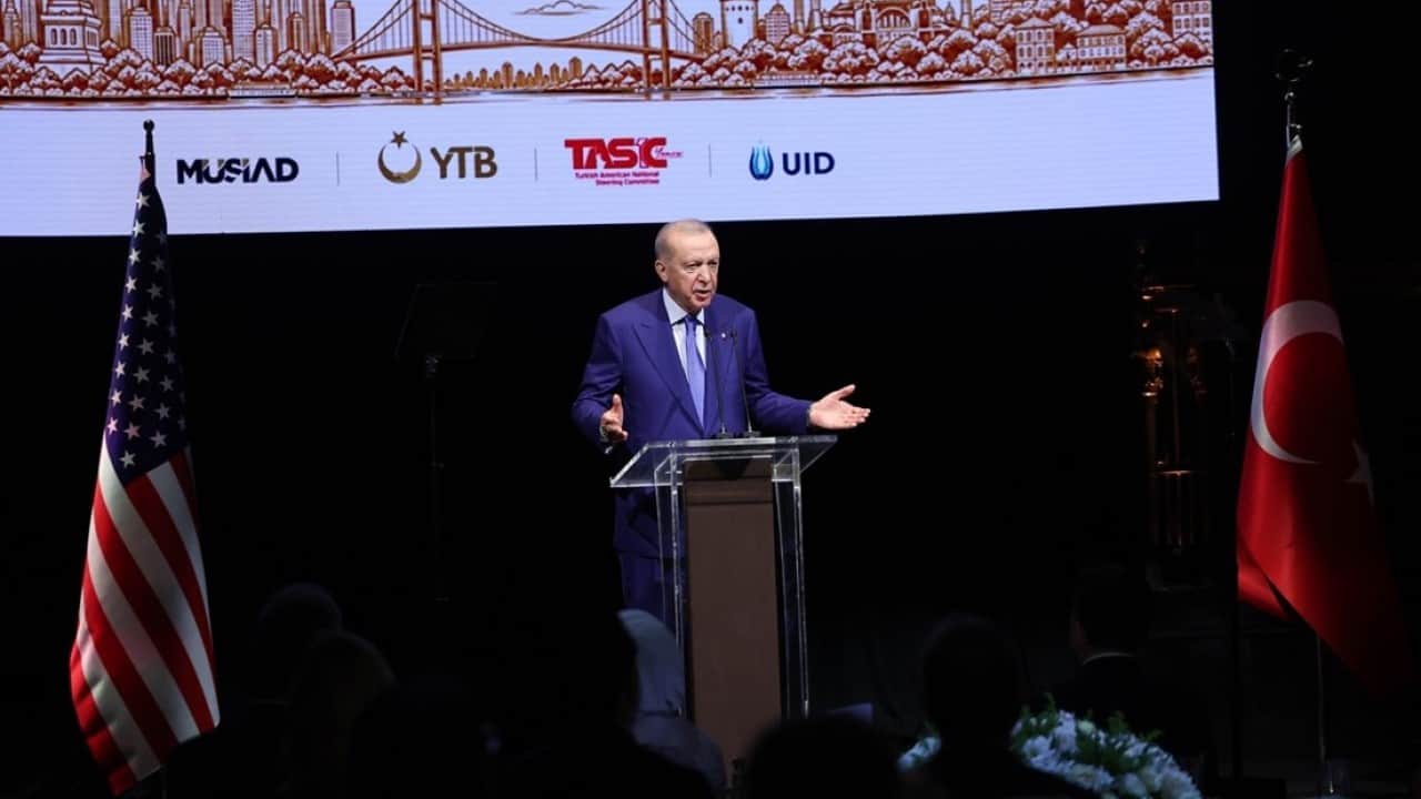 Foto - Erdoğan’dan hem Batı’ya hem İslam alemine mesajlar! Entegrasyona 'evet' asimilasyona 'hayır' 