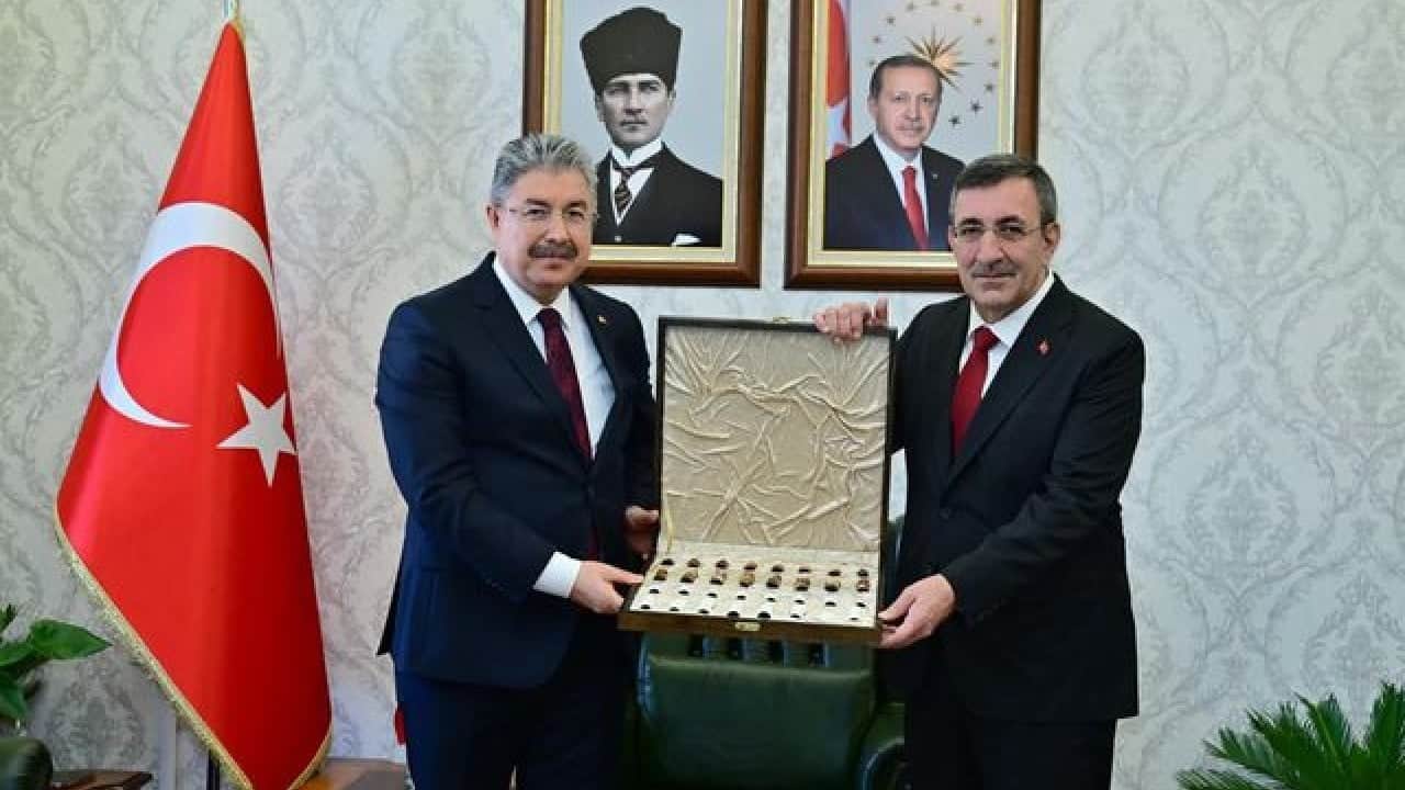 Foto - Erdoğan'ın en yakınındaki isim Türkiye'deki altın hazinesinin yerini açıkladı: Maalesef ekonomiye kazandırılamıyor