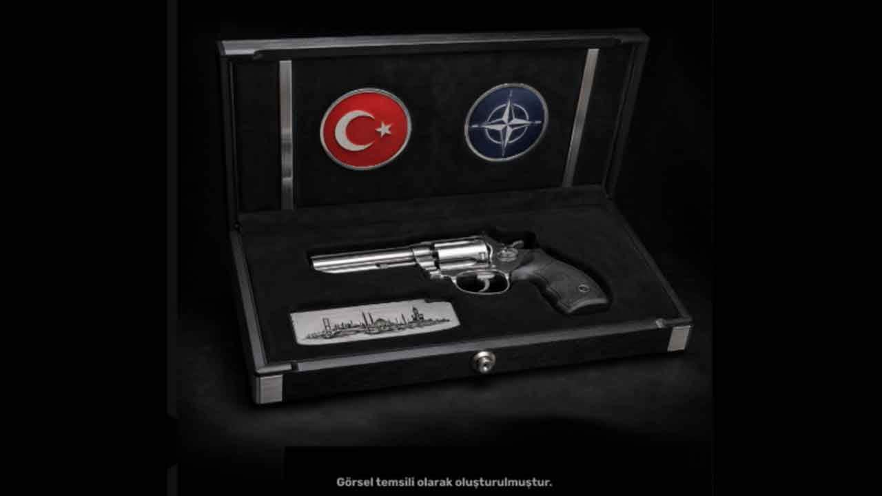 Foto - Başkan Erdoğan'ın gündeme oturan hediyesini bir lider ülkesine götürmedi: İmha edilmesini istedi