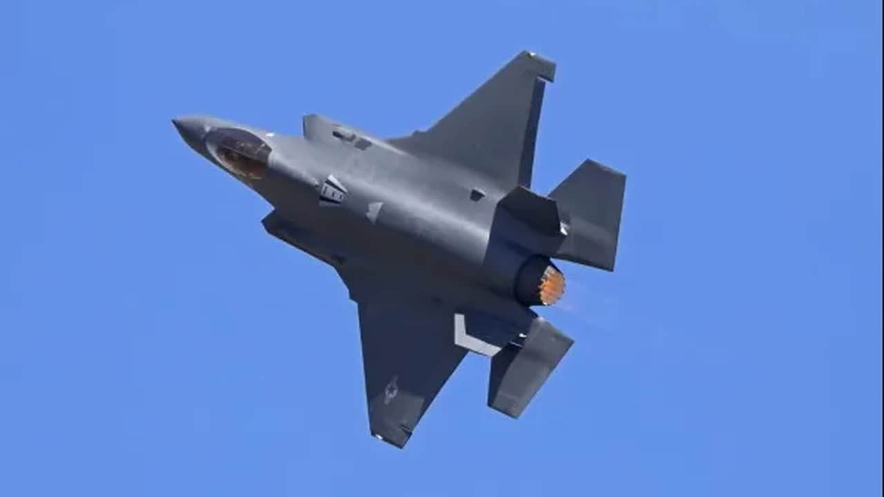 Foto - Erdoğan’ın mesajlarıyla çalkalanıyorlar! Türkiye’ye kafa tutan ülkeyi F-35 korkusu sardı