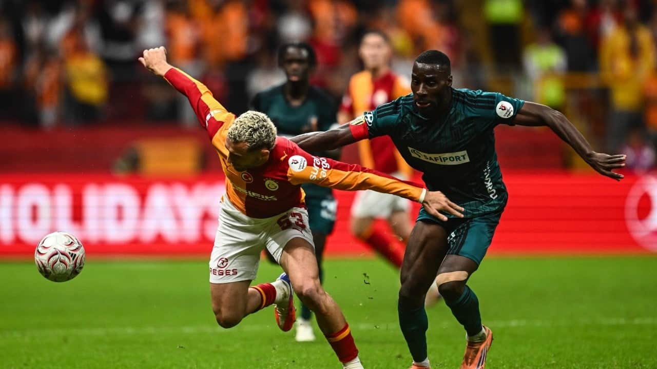 Foto - Erman Toroğlu açtı ağzını yumdu gözünü: 'Diğerlerine niye o kadar servet ödediniz?'
