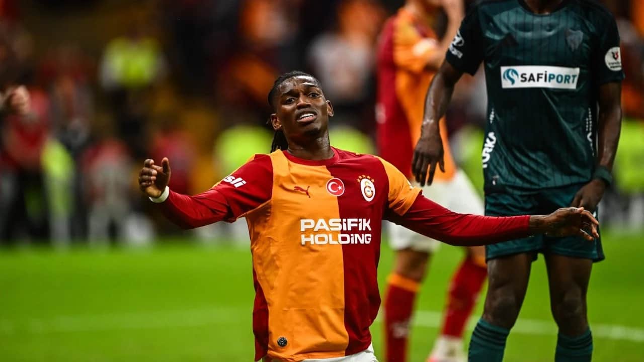 Foto - Erman Toroğlu açtı ağzını yumdu gözünü: 'Diğerlerine niye o kadar servet ödediniz?'