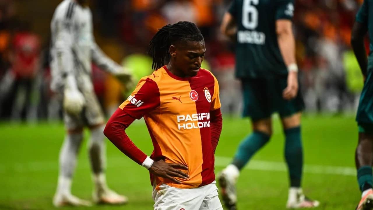 Foto - Erman Toroğlu açtı ağzını yumdu gözünü: 'Diğerlerine niye o kadar servet ödediniz?'