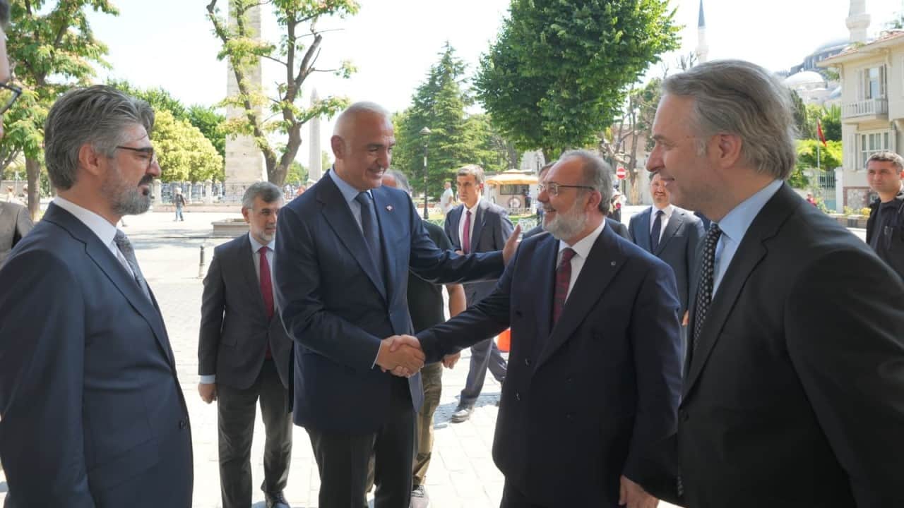 Foto - Ersoy: Medeniyet birikimimizi ilimle buluşturan çalışmaları memnuniyetle takip ediyoruz