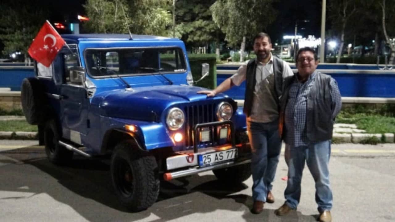 Foto - Erzurum'da nostalji rüzgarı: Hepsini sokaklarda sergilediler!