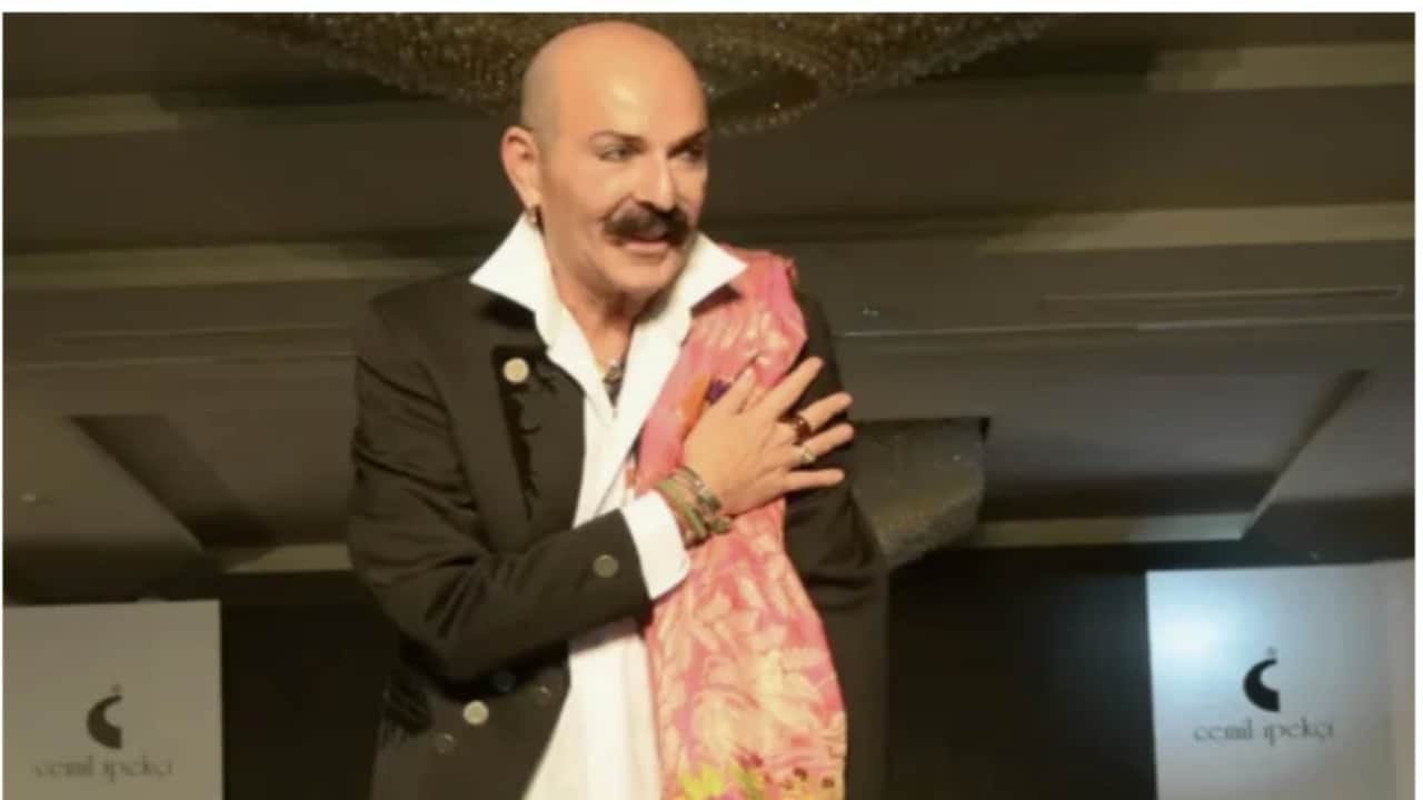 Foto - Eşcinsel modacı Cemil İpekçi’den skandal vasiyet çıkışı! Tepki çekince Kur’an’ın arkasına saklanmaya kalktı