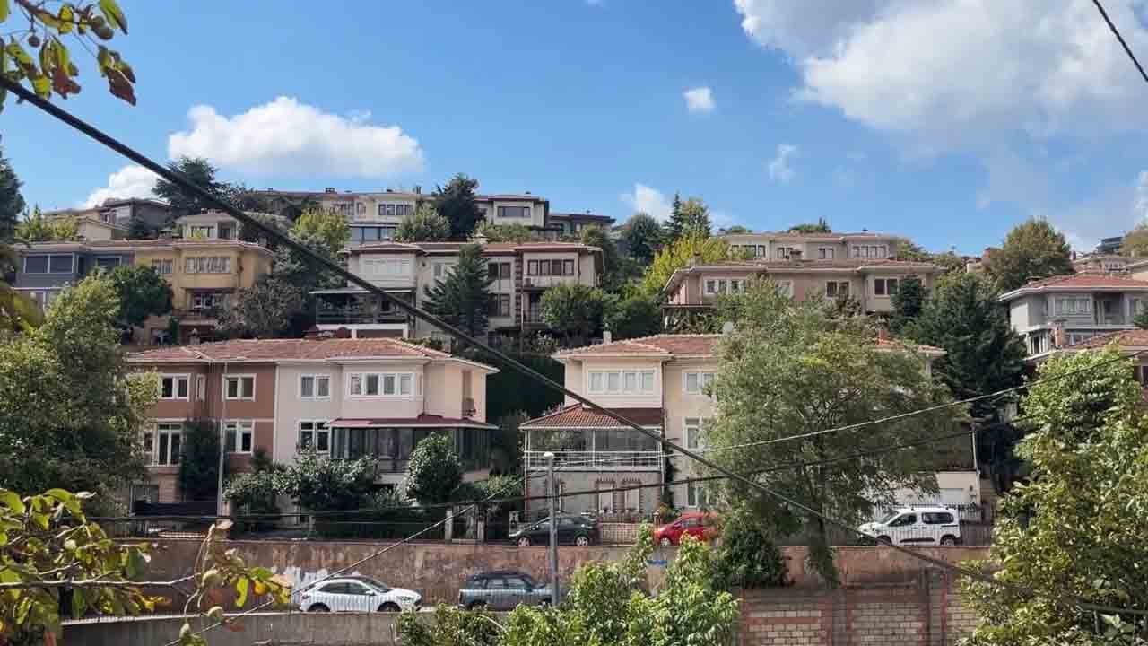 Foto - Eski eşi telefonda konuşurken silah sesi duydu: Genç yazar Koparan villada ölü bulundu 