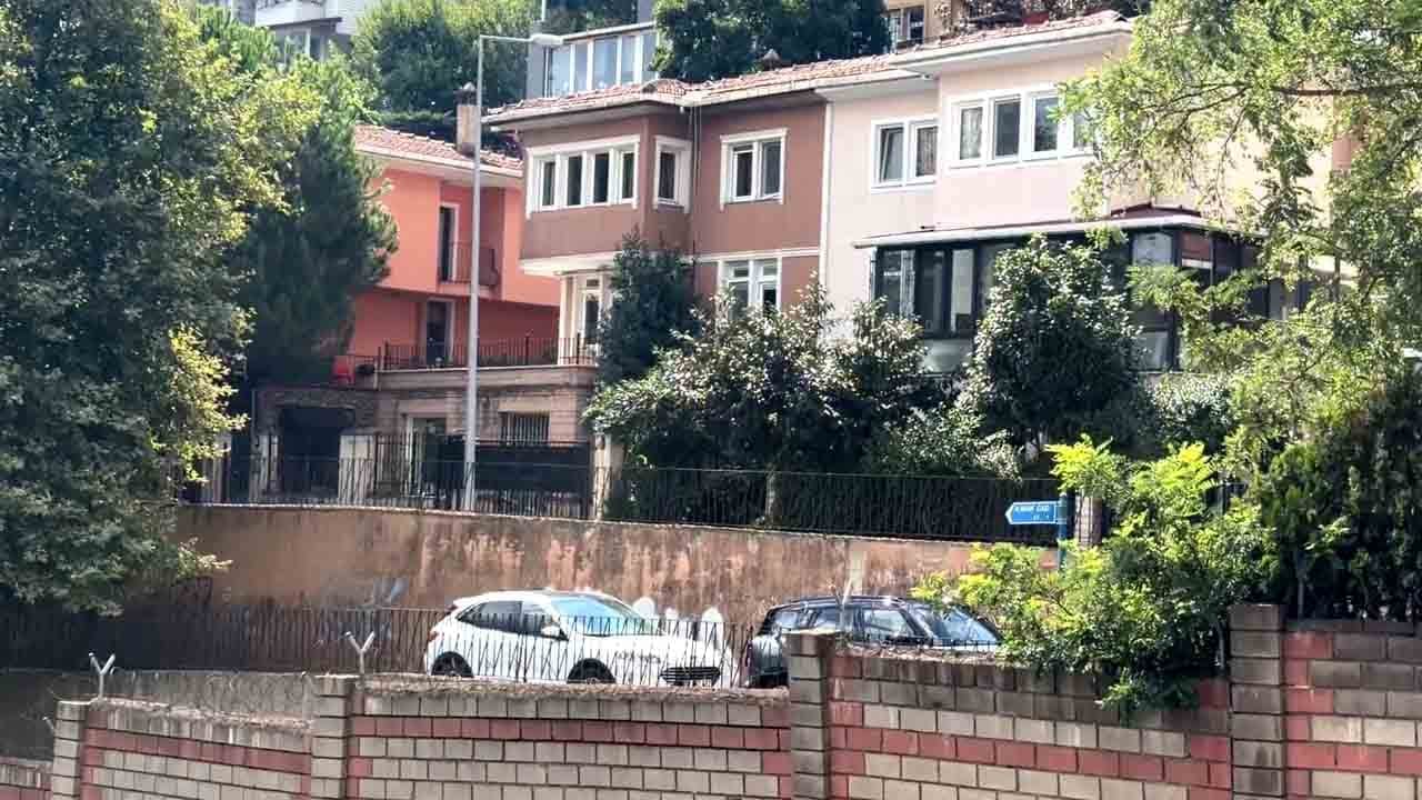 Foto - Eski eşi telefonda konuşurken silah sesi duydu: Genç yazar Koparan villada ölü bulundu 