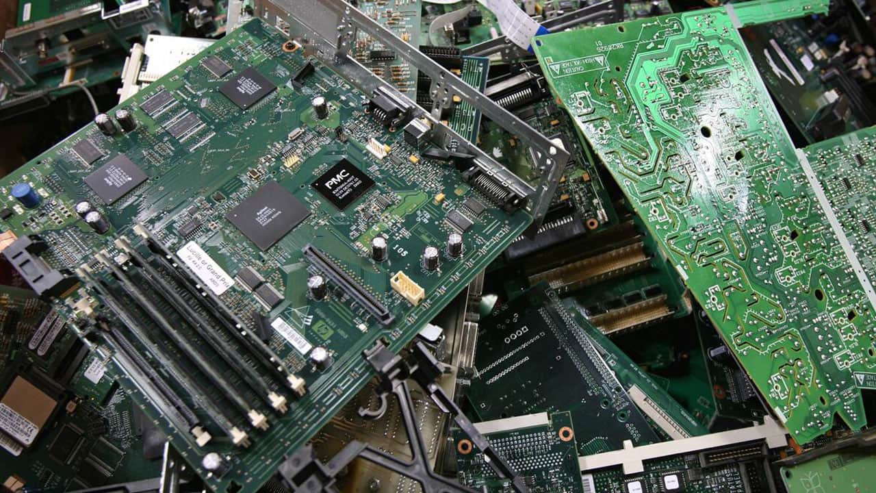Foto - Eski telefon ve laptoplarda gizli servet! Çöpe giden cihazlardan altın çıkaracak yeni yöntem geliştirildi