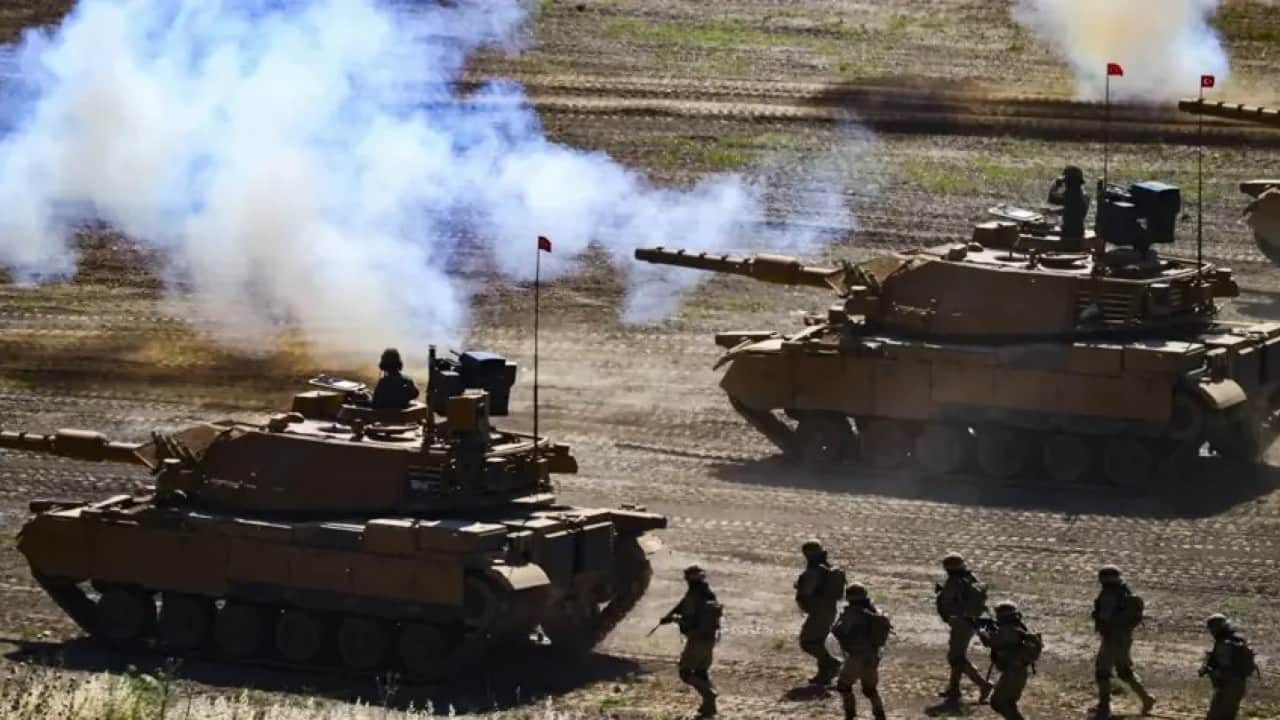 Foto - Etan Yanarocak 'alarm zilleri çaldı' diyerek duyurdu: Türkiye ile düşman olmak istemezsiniz