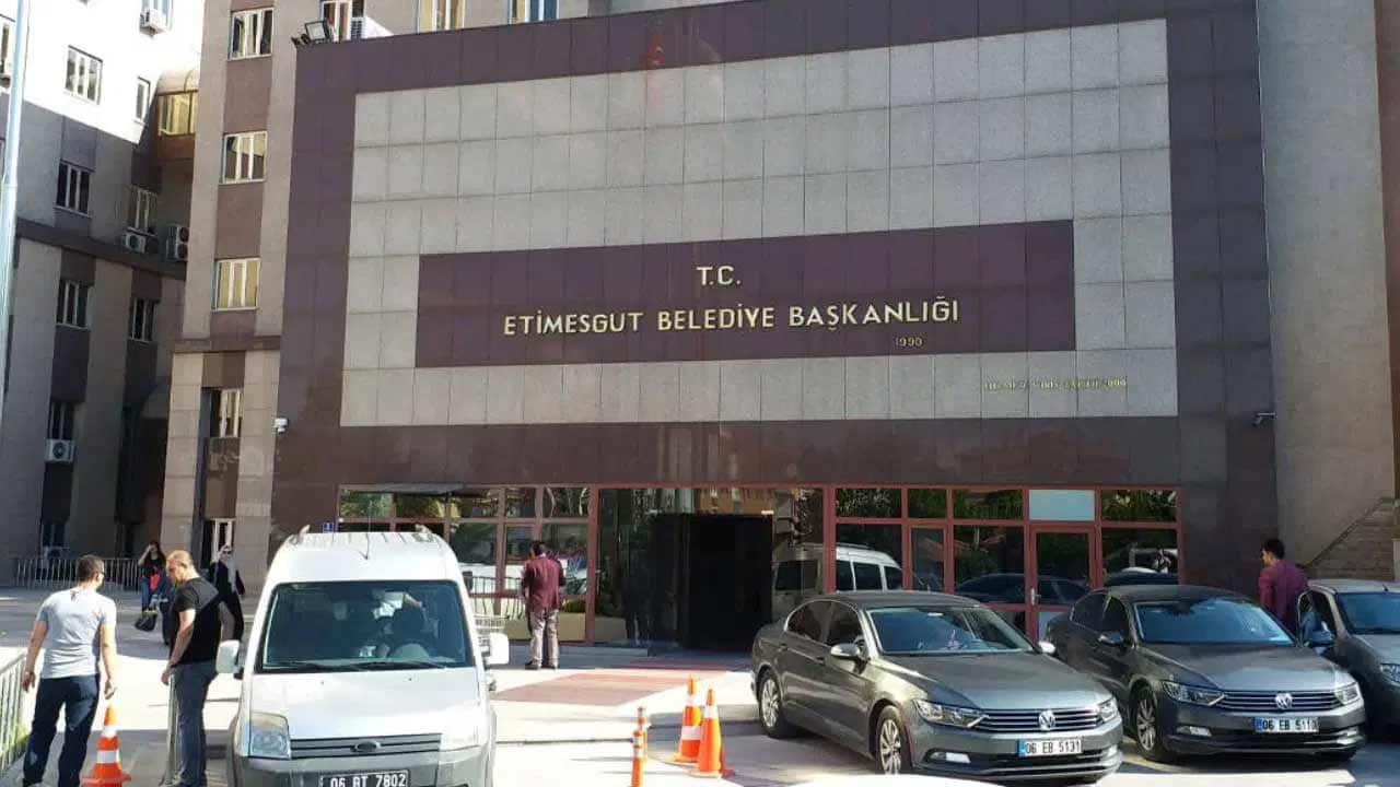 Foto - Etimesgut Belediyesi'nde neler dönmüş neler... Beşikçioğlu'nun başını işte bunlar yaktı