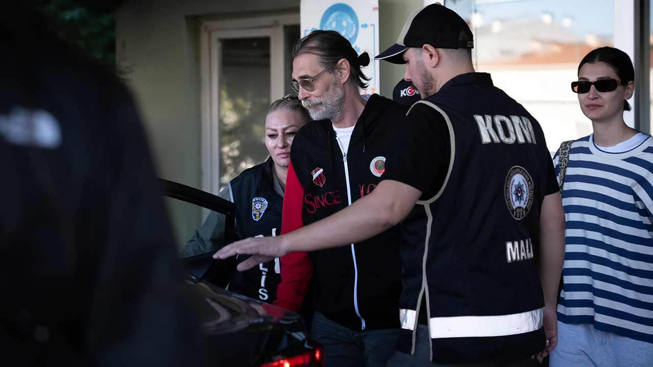 Foto - Etimesgut Belediyesi'nde neler dönmüş neler... Beşikçioğlu'nun başını işte bunlar yaktı