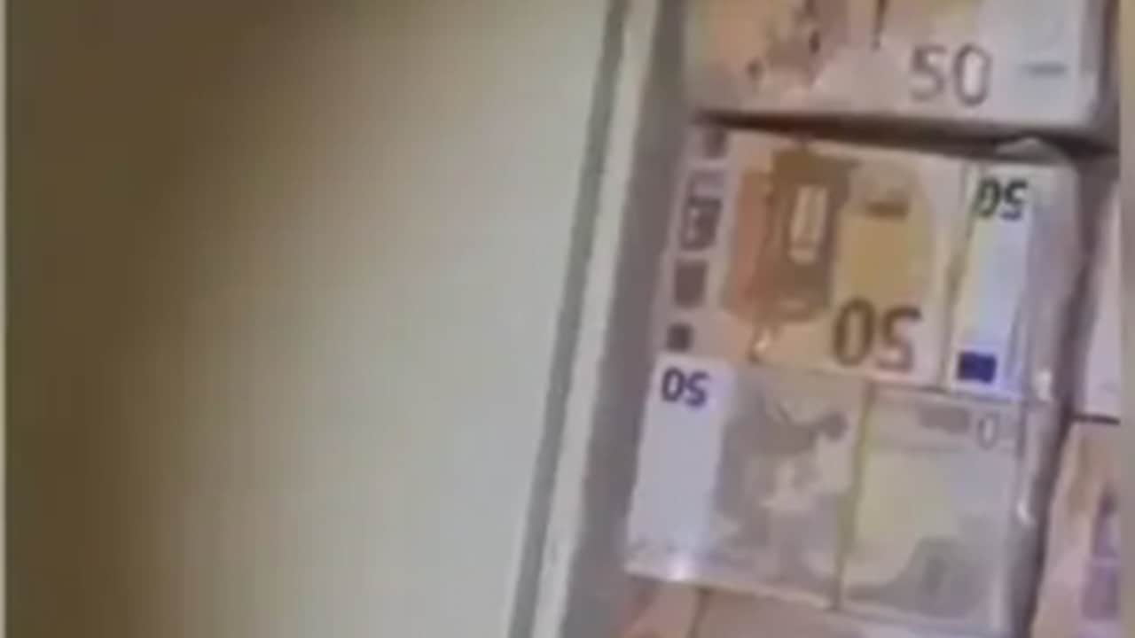 Foto - Ev değil adeta darphane! Duvarları ve fayansları yıkan polis gözlerine inanamadı, servet fışkırdı