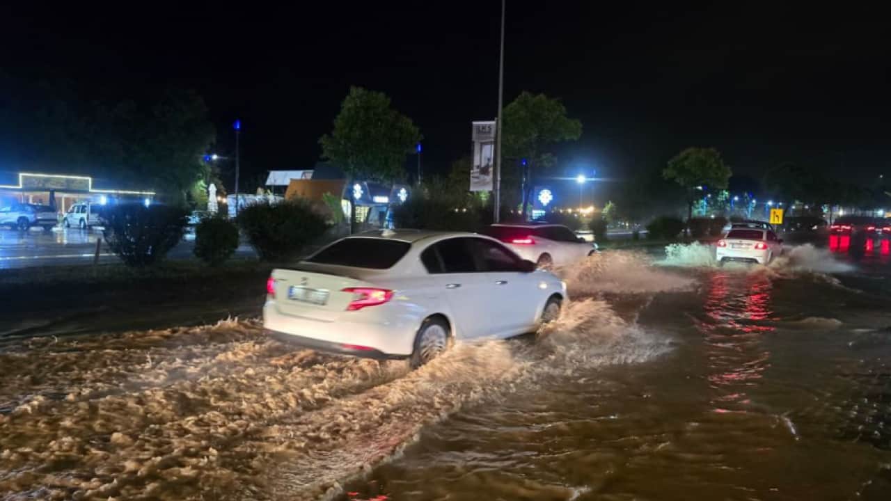 Foto - Ev ve işyerleri sular altında kaldı Sağanak yağış Fatsa’yı vurdu