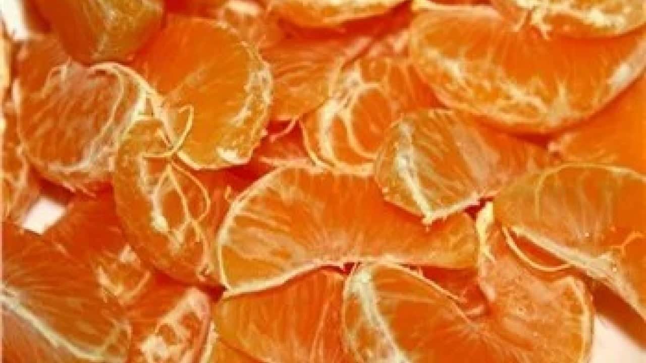Foto - Eve gidince pişman olmamak için mandalinayı koklayın