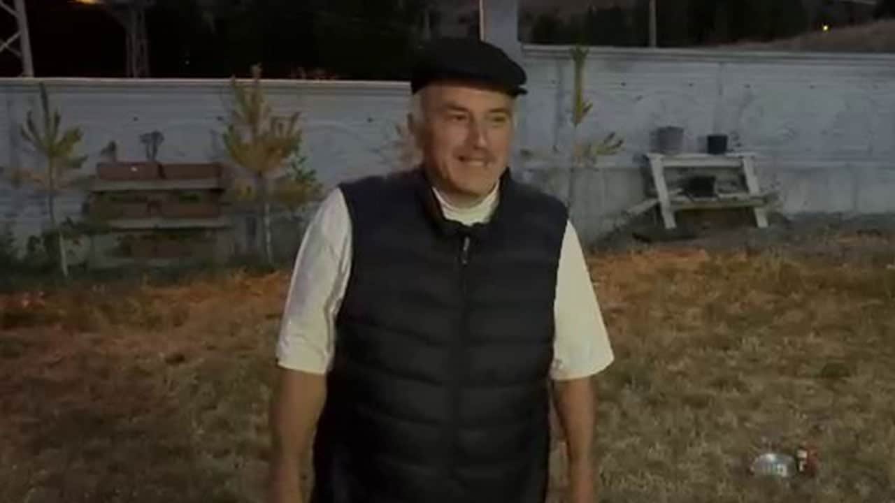 Foto - Evin gezgin müdavimi bir tilki! Her akşam uğrayıp kedilerle mama yiyor