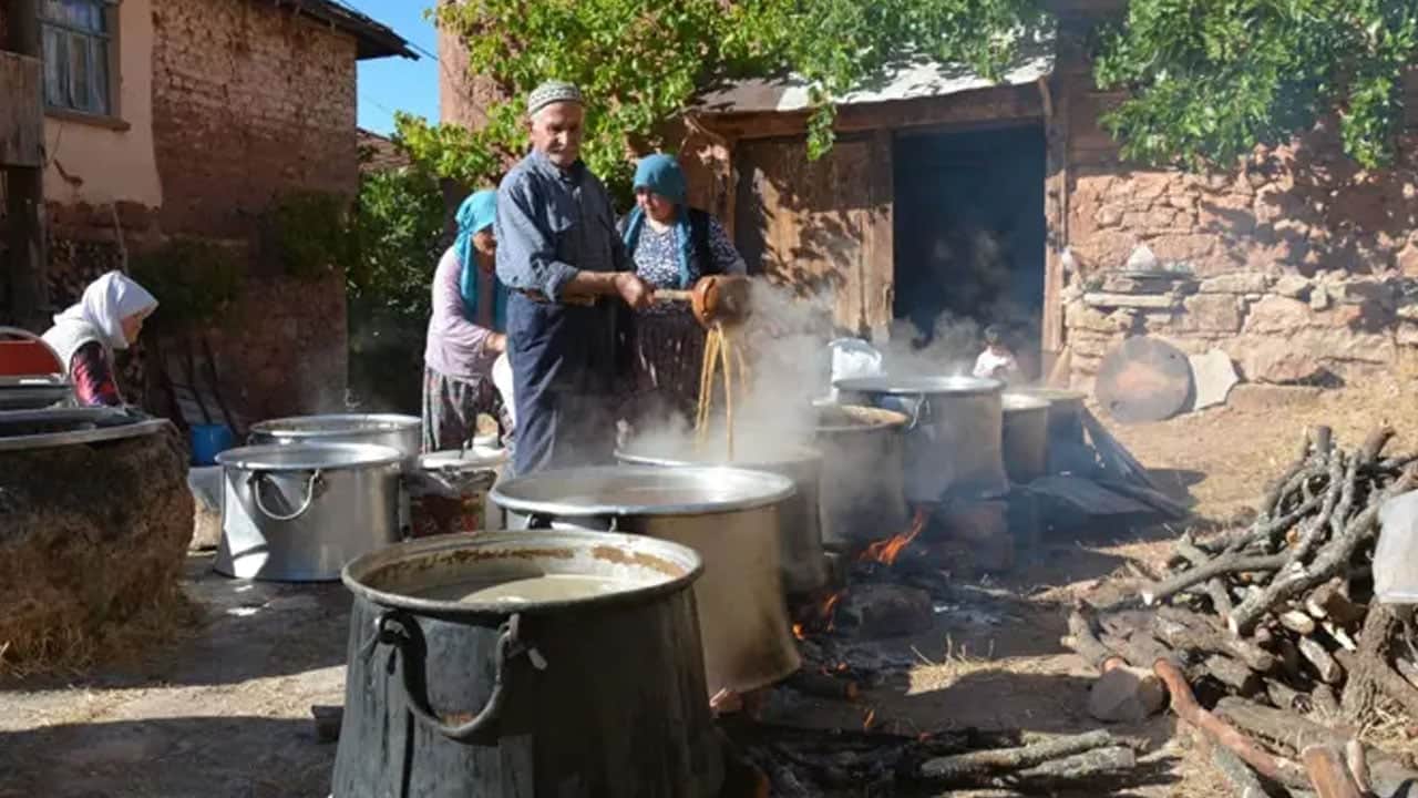 Foto - Eylül’den bu yana: Üzümün işte günlük mesaisi! Tadını bilen az... Binlerce yıllık sırrına bakın neymiş