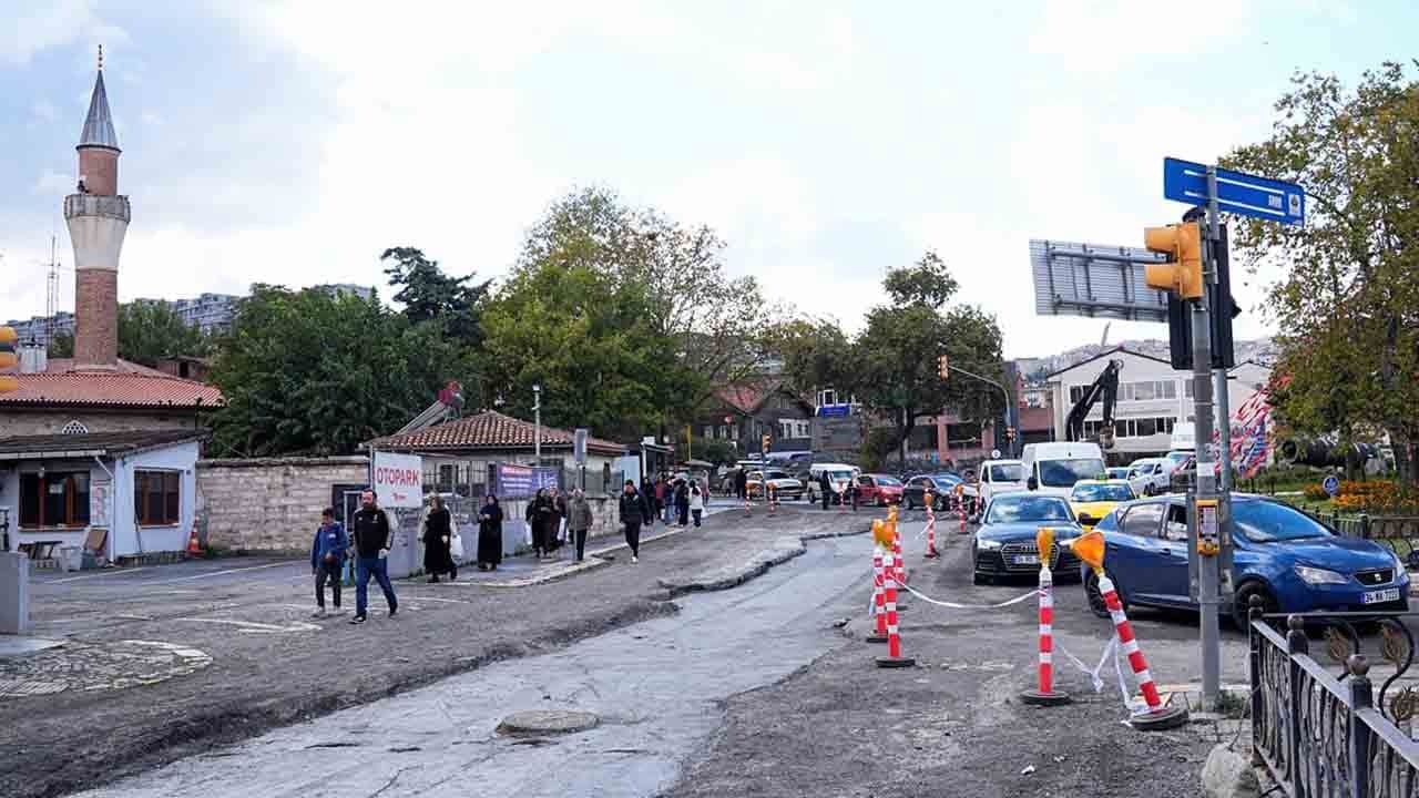 Eyüpsultan'da İSKİ çalışması trafiği kilitledi: Sürücüler isyan etti! 