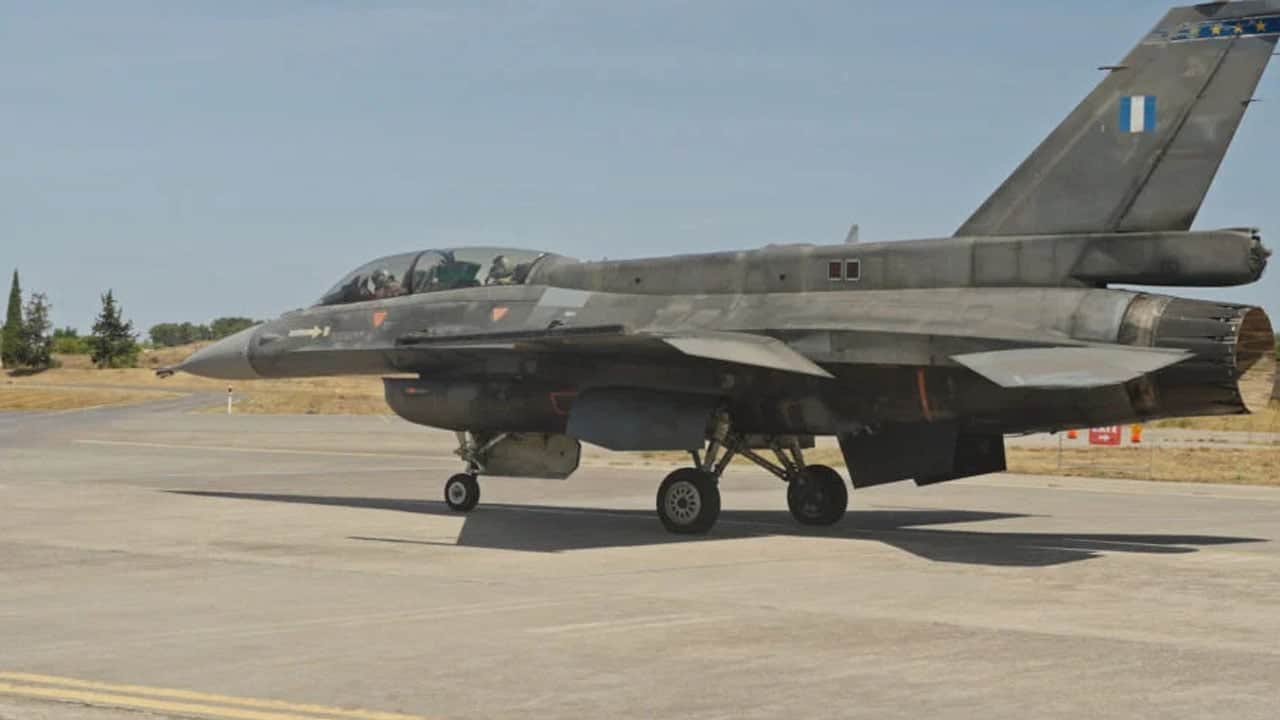 Foto - F-16 Güney Kıbrıs'ta kalacak: Yunanistan, Patriot bataryasını Girit’e taşıyor! Ortalık karışacak