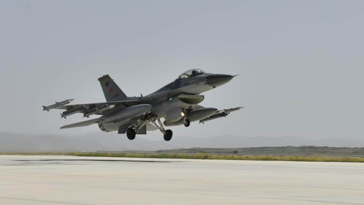 Foto - F-16’larımız, zor durumda olan ülkeye "Hızır" gibi yetişti! Bölgede "Türkler bizi kurtaracak" sevinci var