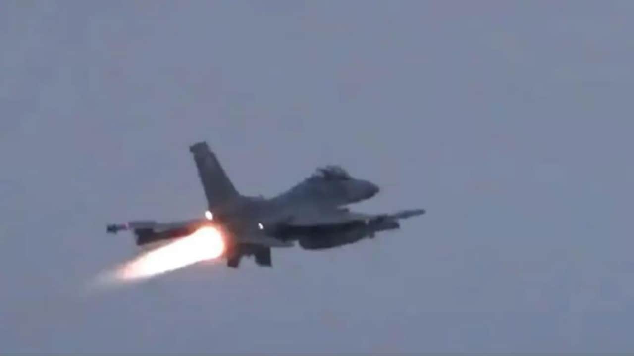 Foto - F-16’larımız, zor durumda olan ülkeye "Hızır" gibi yetişti! Bölgede "Türkler bizi kurtaracak" sevinci var