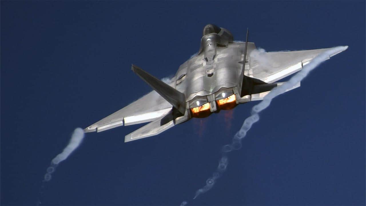 Foto - F-35 bekleneni vermedi! Çareyi eski uçakta buldular