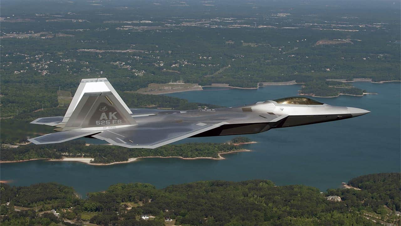 Foto - F-35 bekleneni vermedi! Çareyi eski uçakta buldular