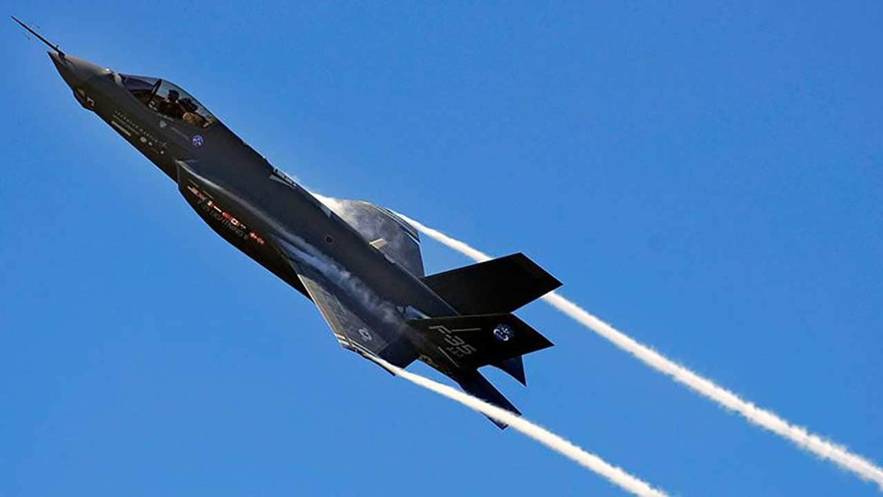 Foto - F-35 hayalet savaş uçağı yine bir belaya bulaştı