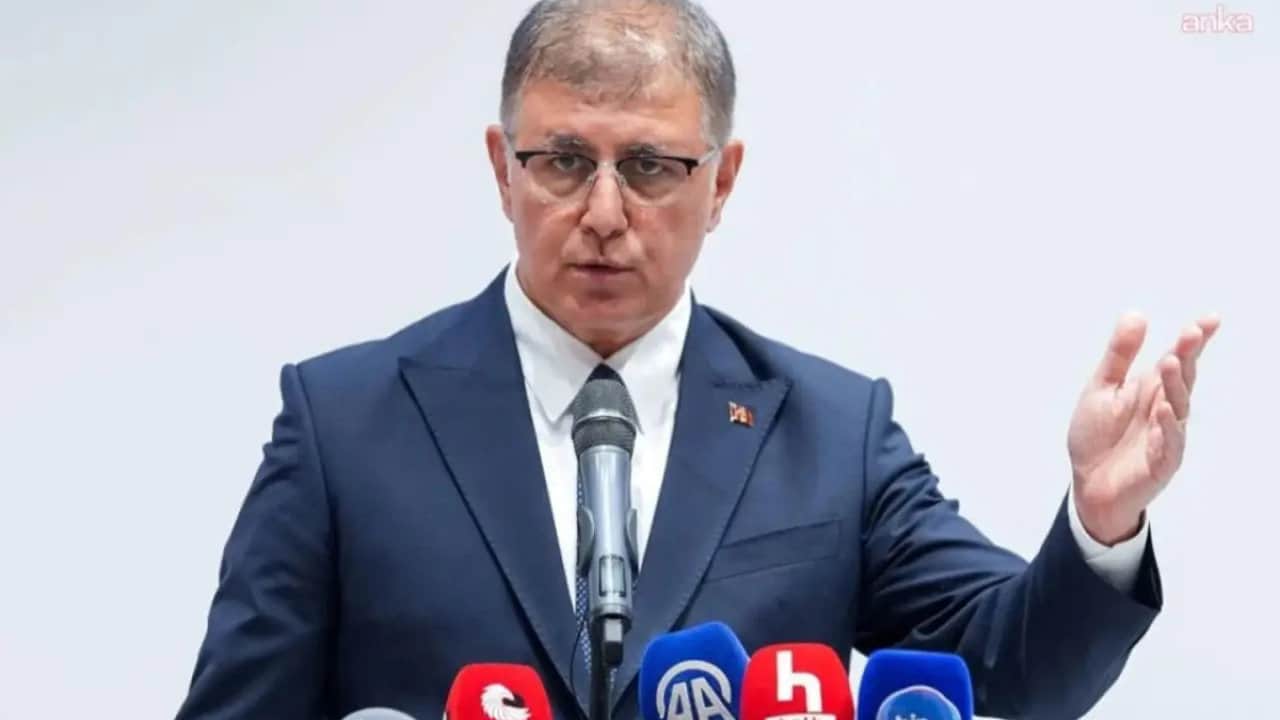 Foto - Fatih Altaylı’dan gündemi sarsacak bomba iddia: "Kale" AK Parti’ye geçiyor