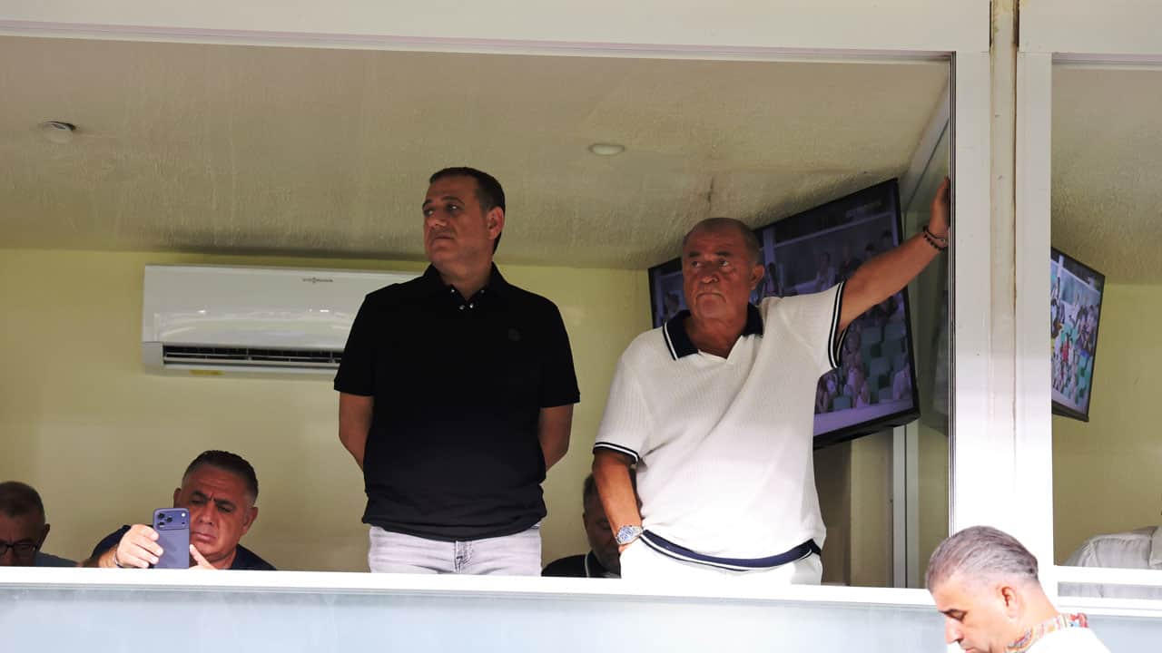 Foto - Fatih Terim sürprizi! Bodrum FK-Batman Petrolspor maçını tribünden izledi