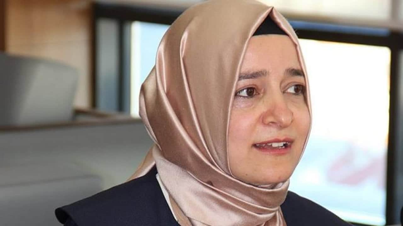 Foto - Fatma Betül Sayan Kaya’nın istifası sonrası Yeni Şafak yazarından AK Parti’ye olay çağrı: Hepsi belasını bulmalı