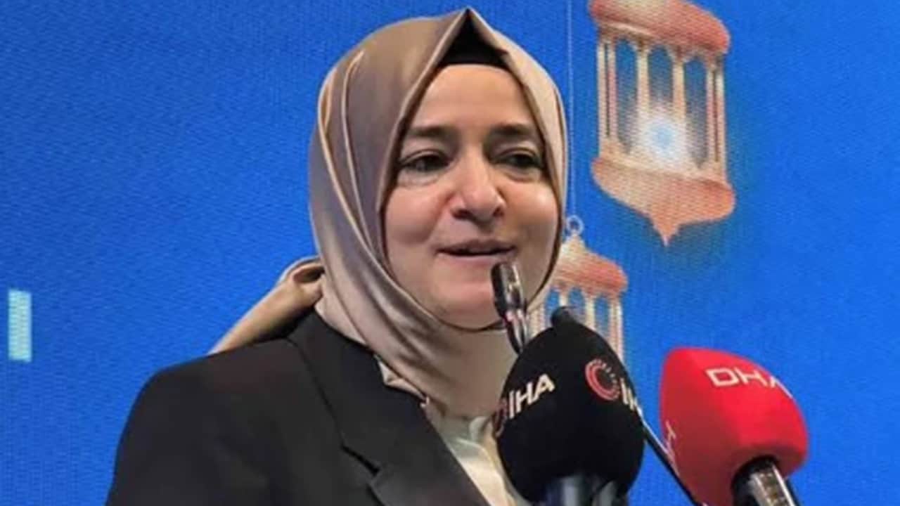 Foto - Fatma Betül Sayan Kaya’nın istifasından sonra Erdoğan’ın danışmanından çok konuşulacak paylaşım! Hz. Muhammed’in o sözüyle ortalığı yaktı