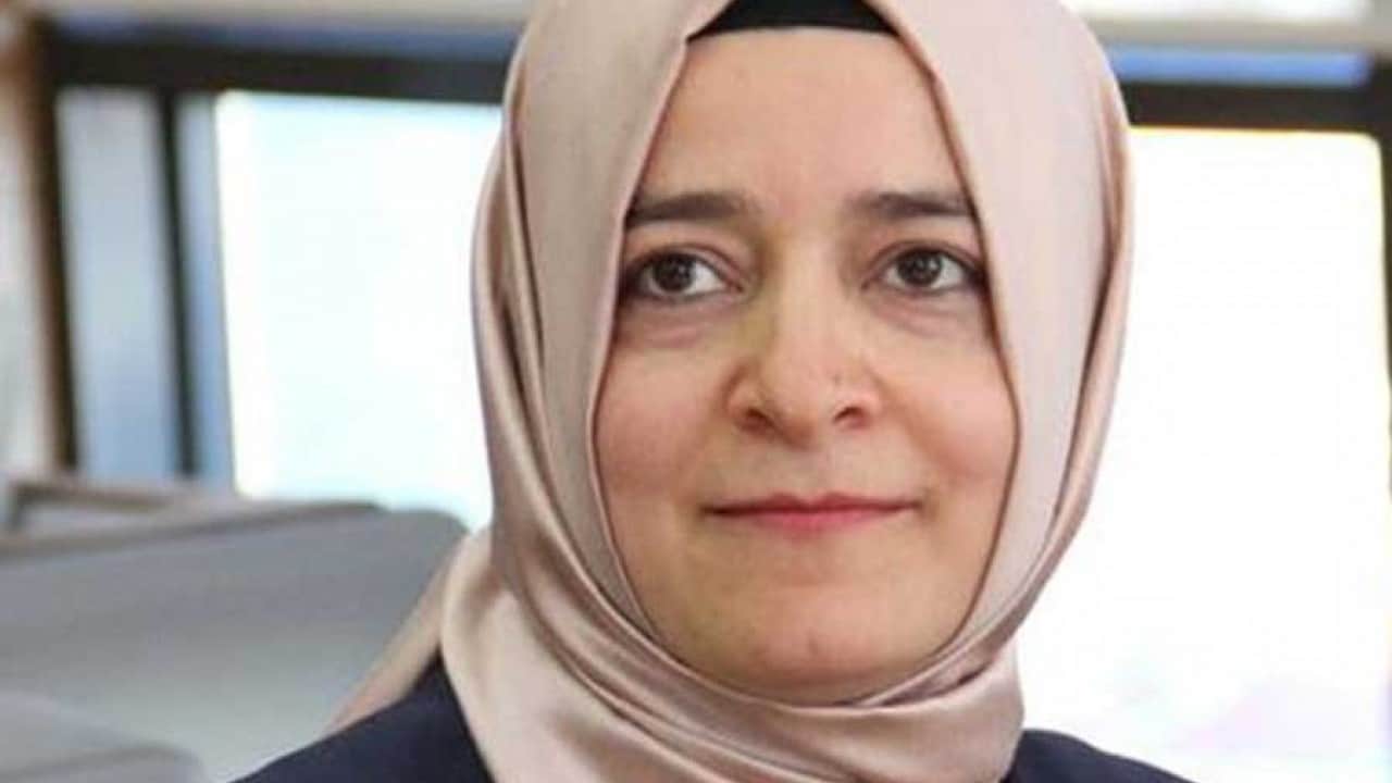 Foto - Fatma Betül Sayan Kaya’ya şok gönderme: Zirvede bırakmışsınız