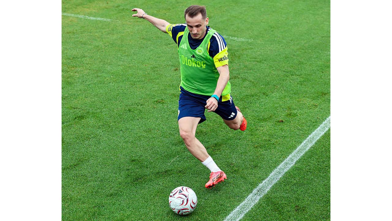 Fenerbahçe Avusturya’da sahaya indi: İlk idmandan görüntüler geldi