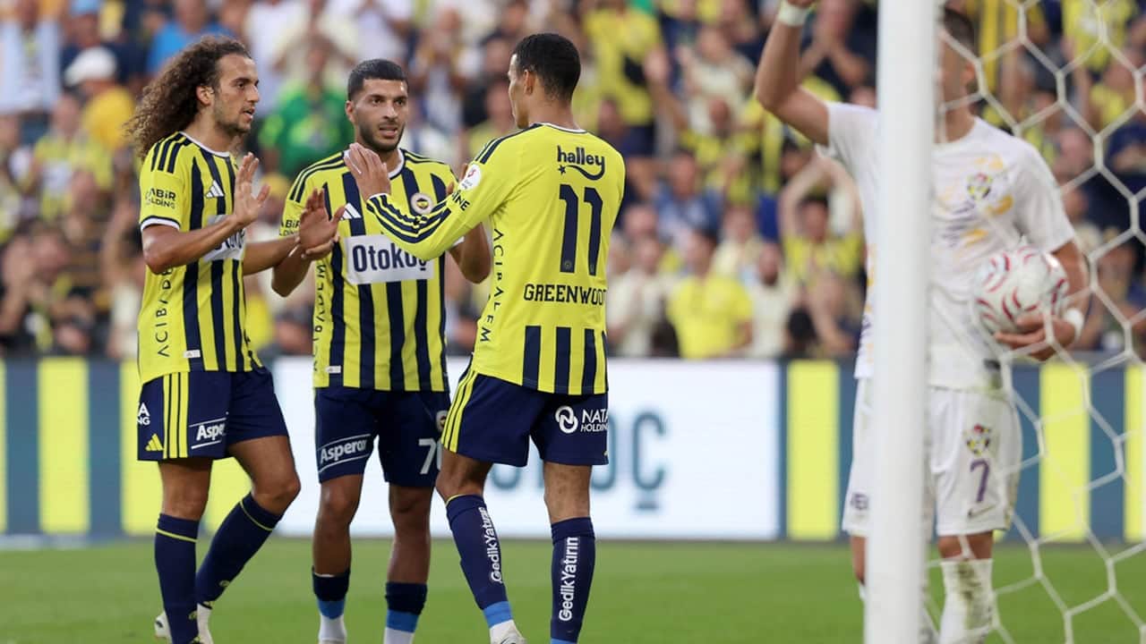 Foto - Fenerbahçe, tarihinin en farklı galibiyetini aldı