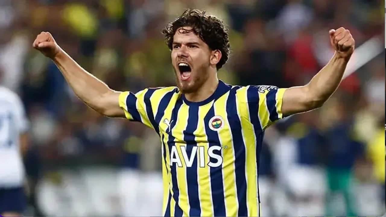 Foto - Fenerbahçe, transferde yılın bombasını patlatıyor! Ferdi Kadıoğlu koptu geliyor