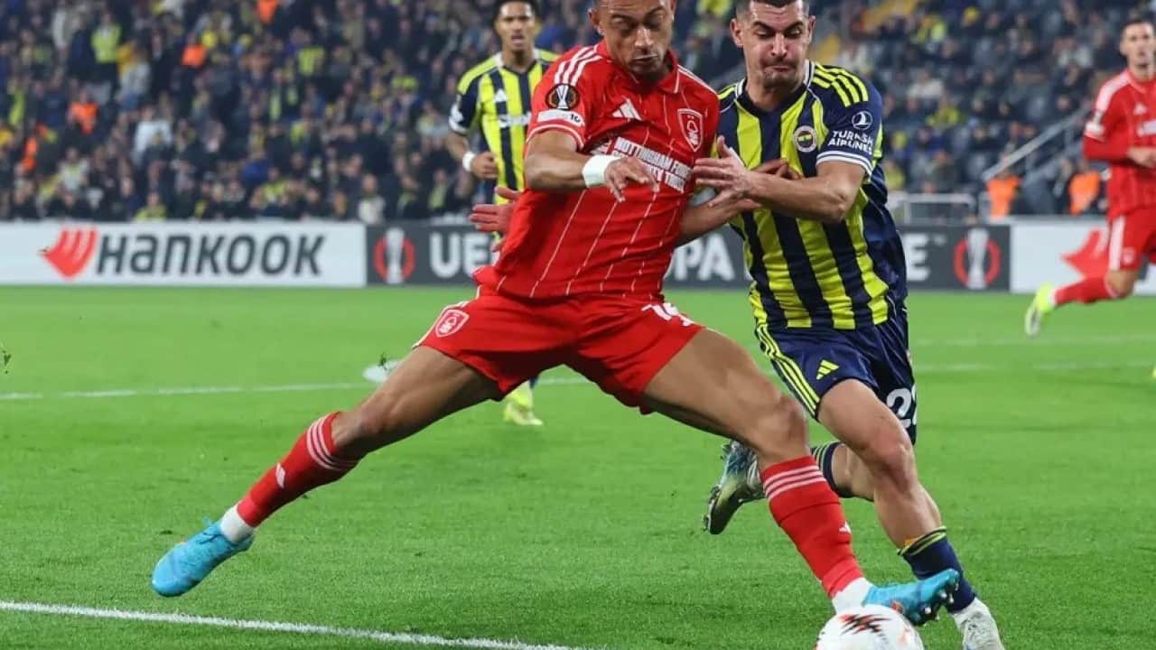 Foto - Fenerbahçe'de dün hangi futbolcuların oruç tuttuğunu açıkladı