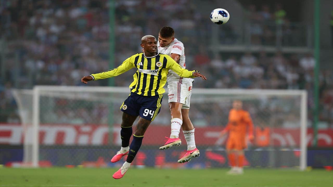 Foto - Fenerbahçe'de sakatlıklar tur sevincini gölgeledi
