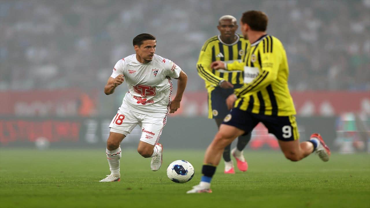 Foto - Fenerbahçe'de sakatlıklar tur sevincini gölgeledi