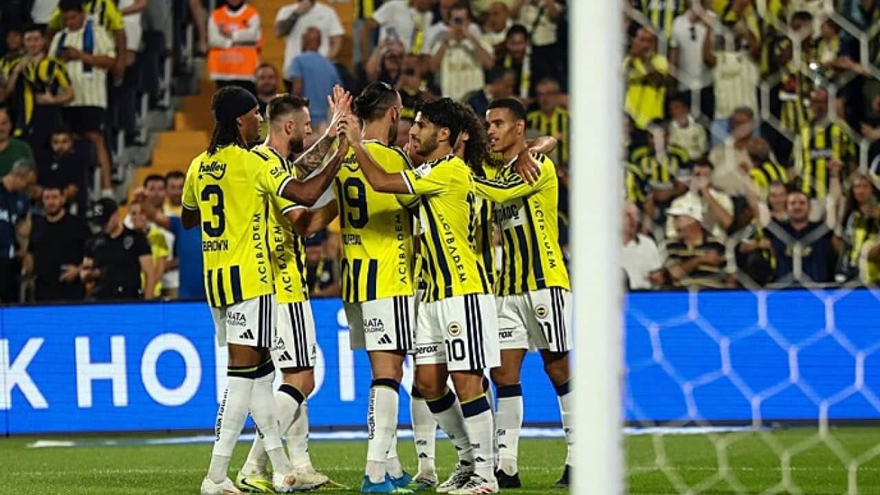 Foto - Fenerbahçe’de sürpriz gelişme! Lyon karşılaşması son maçı olabilir