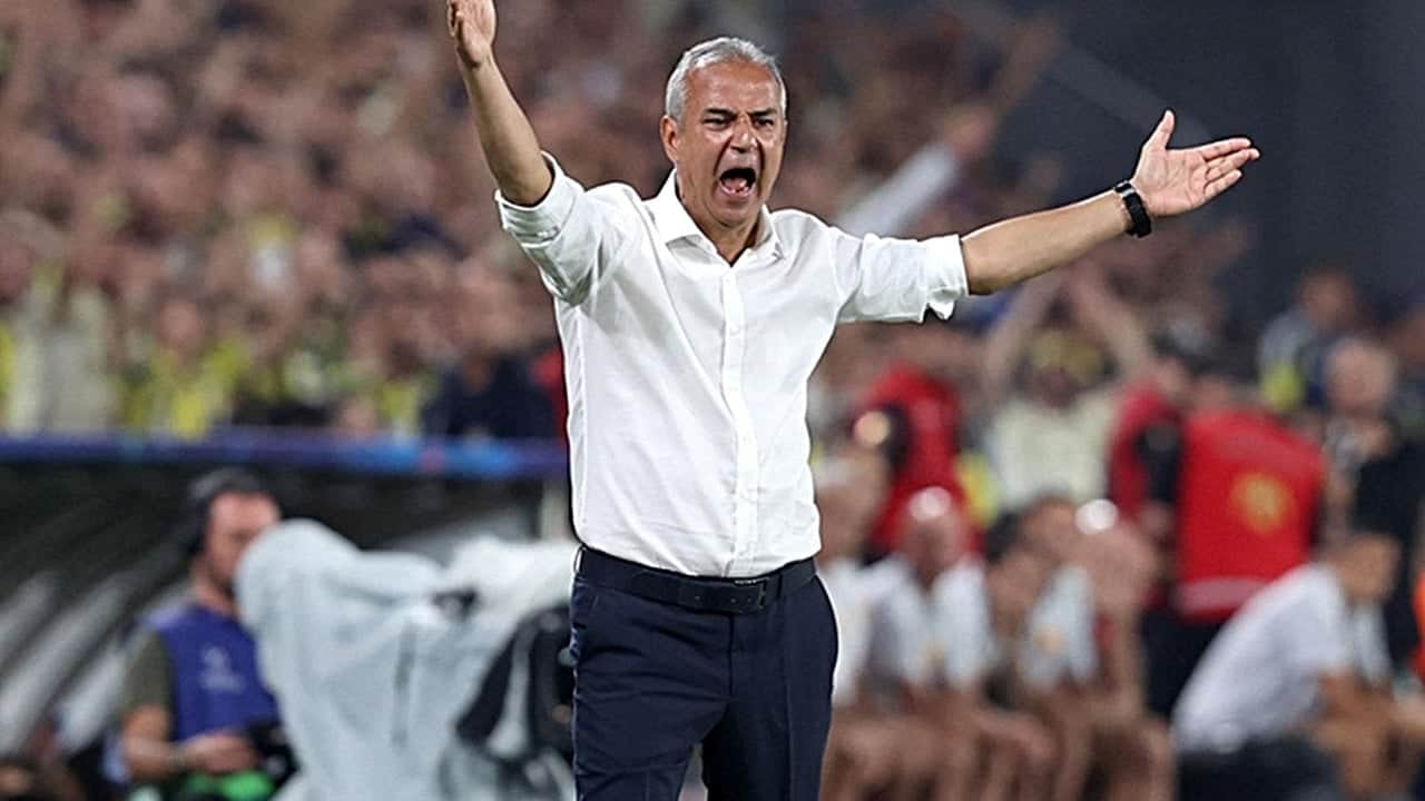 Fenerbahçe’de taşlar yerinden oynuyor! İsmail Kartal’dan, hiç beklenmedik karar