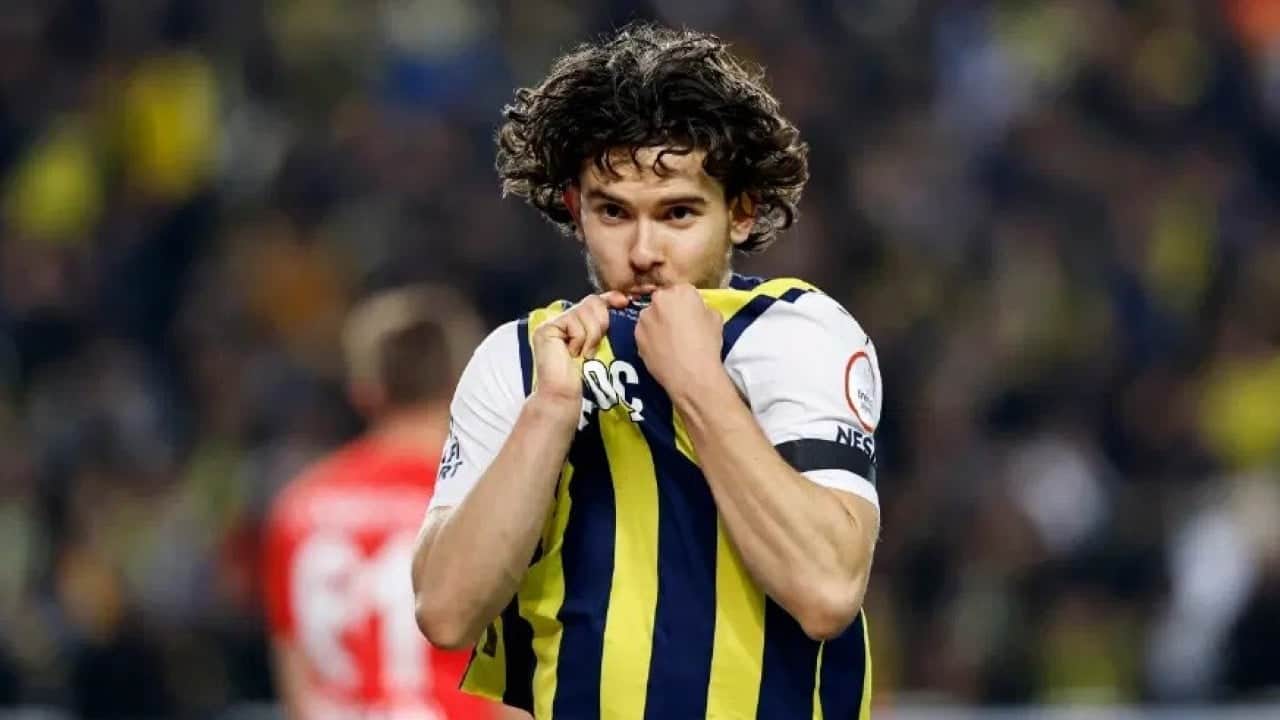 Foto - Fenerbahçe'den Ferdi Kadıoğlu açıklaması! Yönetim milli yıldız için noktayı koydu