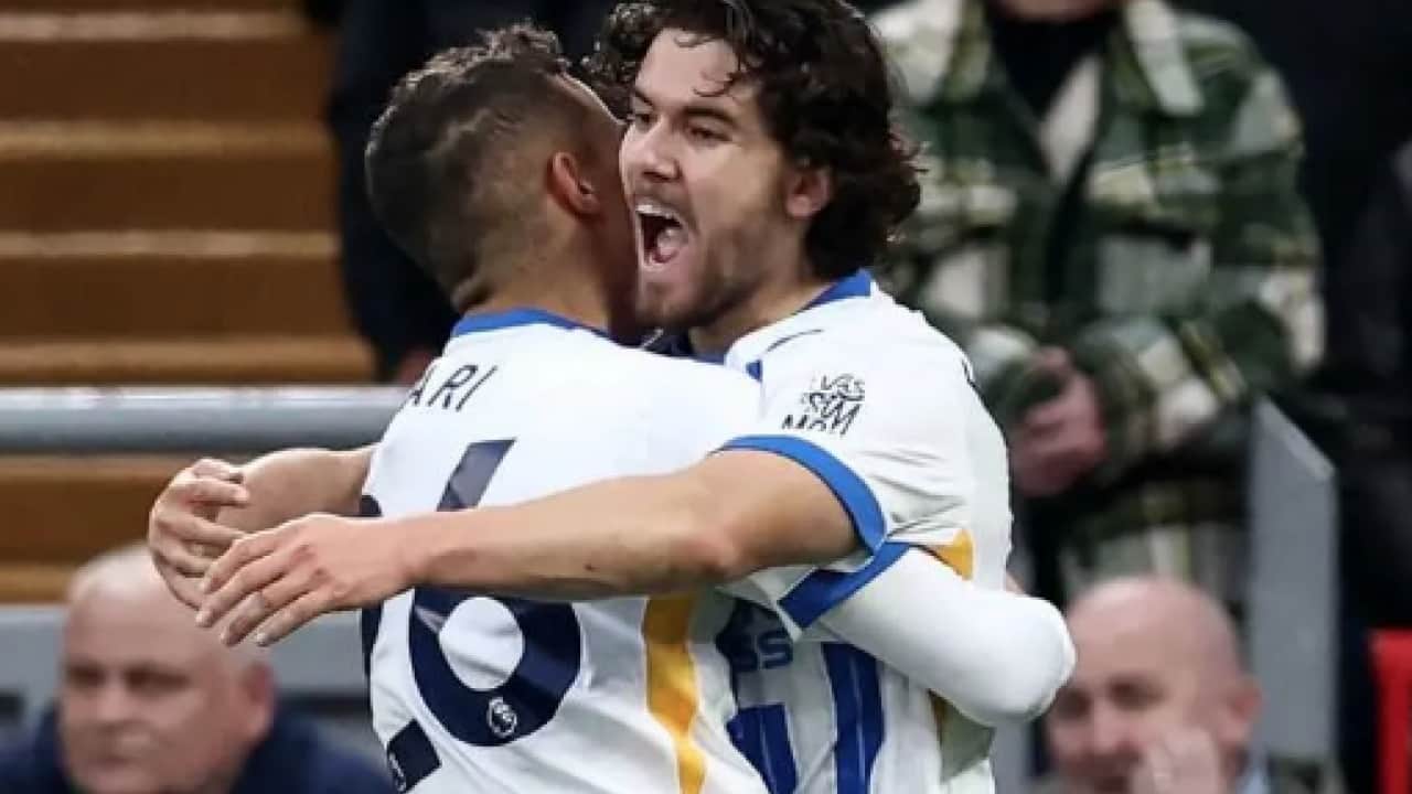 Fenerbahçe'den flaş İngiltere çıkışı: Fenerbahçe'den Yasin Ayari harekatı!