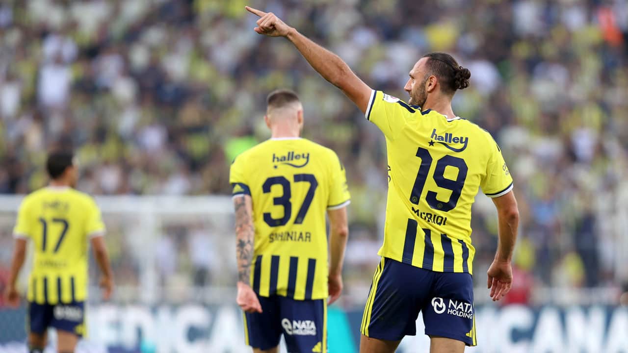 Foto - Fenerbahçelileri yıkan haber geldi! Şampiyonluk hesabı yaparken FIFA’dan yasak geldi